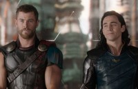 Thần Sấm Thor thống lĩnh các rạp chiếu phim trên toàn thế giới