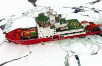 Những hình ảnh ấn tượng về các tàu phá băng trên thế giới