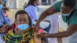 Bệnh nhân Covid-19 ở châu Phi: 216 ngày, virus đột biến 30 lần