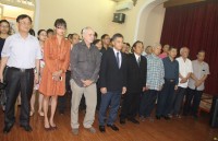 'Tom Hayden sẽ luôn ở mãi trong trái tim nhiều người dân Việt'