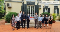 Cựu học viên DAAD tại Việt Nam quyên góp 'quà chống Covid-19' trao tặng nước Đức