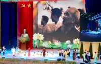 2.000 đại biểu dự Lễ kỷ niệm 130 năm Ngày sinh Chủ tịch Hồ Chí Minh tại Hà Nội