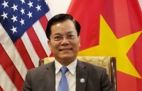 Đại sứ Hà Kim Ngọc điện đàm với Hạ nghị sĩ Mỹ Ami Bera