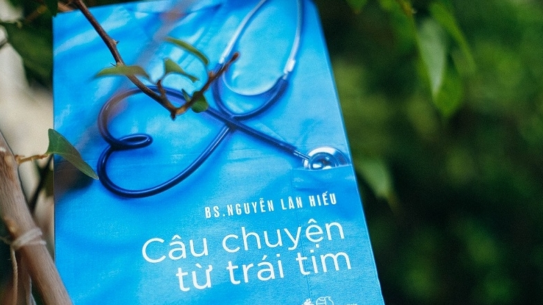 'Câu chuyện từ trái tim': Lăng kính đa màu của một bác sĩ kiêm đại biểu Quốc hội