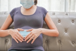 Covid-19: Cảnh báo nguy cơ mắc biến chứng nghiêm trọng, PAHO yêu cầu tăng cường hỗ trợ phụ nữ mang thai chống dịch