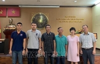 Đại sứ quán Việt Nam tiếp nhận 2 ngư dân được Thái Lan cứu giúp