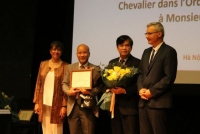 Hai người Việt Nam được trao tặng Huân chương cao quý của Pháp