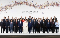 Thủ tướng Nguyễn Xuân Phúc gặp song phương với lãnh đạo các nước và tổ chức quốc tế tại G20