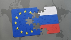 Nỗ lực 'ngoại giao con thoi' của châu Âu có giúp hạ nhiệt căng thẳng Nga-Ukraine?