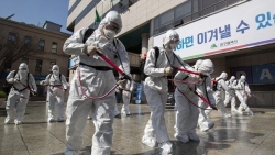 Covid-19: Hàn Quốc kéo dài quy định giãn cách xã hội ở khu vực thủ đô, Tokyo đề nghị ban bố tình trạng khẩn cấp