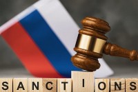 EU viện trợ thêm tiền mua vũ khí cho Kiev, chưa thống nhất việc cấm vận dầu mỏ Nga, Ukraine kêu gọi gói trừng phạt thứ 7