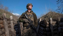 Tướng Ukraine: Kiev bật chế độ sẵn sàng chiến đấu nếu nổ ra xung đột quân sự với Nga