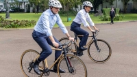 Xe đạp tre 'chở' tình hữu nghị Australia-Indonesia