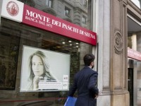Italy thông qua kế hoạch giải cứu các ngân hàng