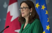 "Chủ nghĩa dân túy đe dọa thỏa thuận thương mại Canada-EU"