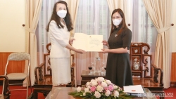 Trao Giấy chấp nhận lãnh sự cho Tổng Lãnh sự Trung Quốc tại Đà Nẵng