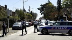 Pháp họp khẩn cấp sau vụ tấn công bằng dao sát hại nữ cảnh sát