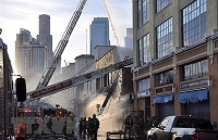 Mỹ: Cháy nổ tại trung tâm Los Angeles, 10 lính cứu hỏa bị thương