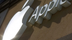 Apple thua kiện ở Brazil vì bán iPhone không kèm bộ sạc