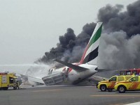 Dubai: Cứu hộ máy bay phát nổ, một lính cứu hỏa thiệt mạng