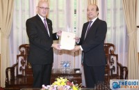 Trao Giấy Chấp nhận lãnh sự cho Tổng Lãnh sự Thụy Sỹ tại Thành phố Hồ Chí Minh