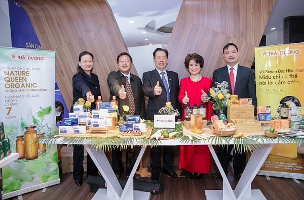 Sản phẩm Sao Thái Dương trưng bày thu hút tại sàn giao dịch công nghệ quốc gia