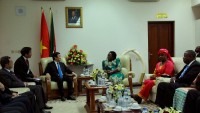 Chủ tịch nước hội kiến Chủ tịch Quốc hội Mozambique, tiếp Tổng thư ký Đảng FRELIMO