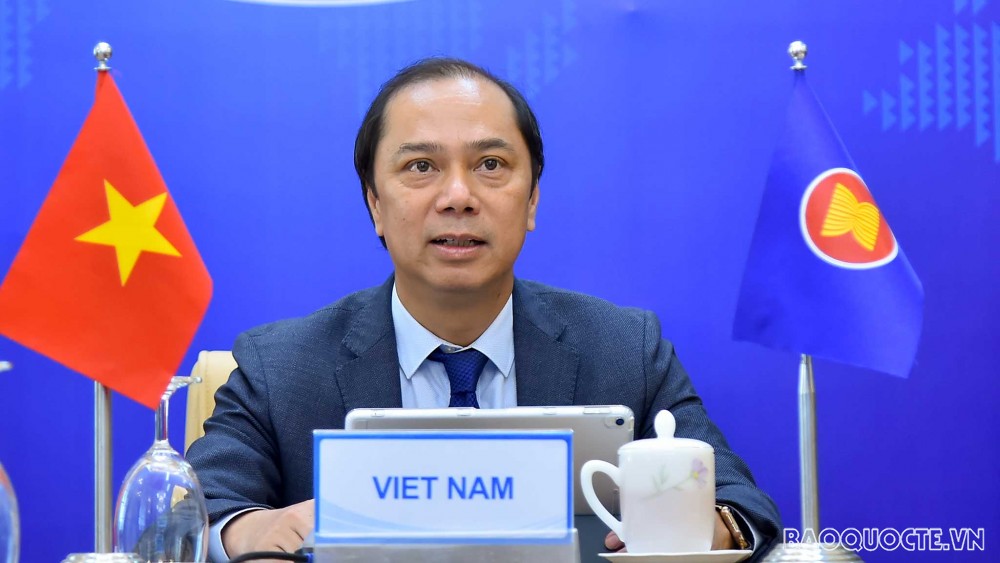 Đối thoại 3 bên mở rộng giữa các Bộ trưởng Ngoại giao ASEAN và Ngoại trưởng Anh