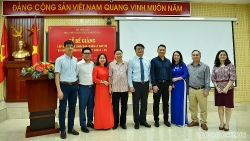 Bế giảng Lớp bồi dưỡng lãnh đạo, quản lý cấp Vụ dành cho các cơ quan đại diện Việt Nam ở nước ngoài