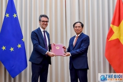 Bộ Ngoại giao trao các Công hàm thông báo Việt Nam phê chuẩn EVFTA và EVIPA cho Đại sứ EU