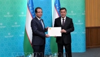 Đại sứ Việt Nam tại Uzbekistan Đặng Minh Khôi trình Quốc thư; hội đàm với loạt bộ, ngành, thúc đẩy quan hệ song phương