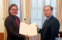 Trao Giấy chấp nhận lãnh sự Serbia tại TP. Hồ Chí Minh