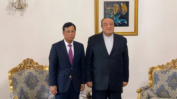 Đại sứ Lương Quốc Huy làm việc với Thứ trưởng Ngoại giao phụ trách kinh tế, Bộ ngoại giao Iran