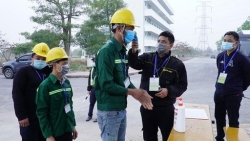 Covid-19 ở Hải Dương: Gấp rút thi công để bệnh viện dã chiến số 3 vận hành trước Tết