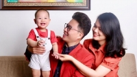 Sao Việt: Huyền Lizzie thả thính đỉnh cao, MC Trịnh Lê Anh hạnh phúc bên gia đình