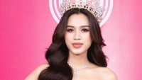 Hoa hậu Đỗ Thị Hà, Nguyễn Thúc Thùy Tiên 'đốt mắt' người hâm mộ tại họp báo Hoa hậu Việt Nam 2022