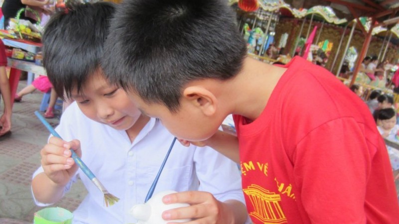 Trung thu mùa Covid-19 là lúc chúng ta học cách sống chậm lại, yêu thương nhiều hơn