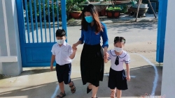 Hà Nội: Ý kiến trái chiều của phụ huynh về chuyện mở cửa trường học