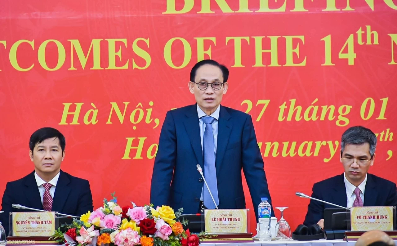Politburo Member and Foreign Minister Le Hoai Trung: Being ‘crucial and regular’ is both an honour and a great responsibility for foreign affairs Politburo Member and Foreign Minister Le Hoai Trung: Being ‘crucial and regular’ is both an honour and a great responsibility for foreign affairs