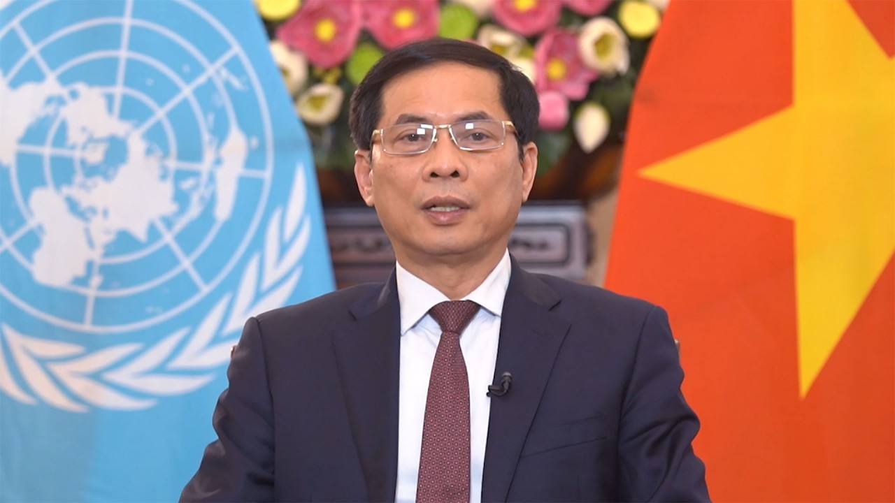 Bộ trưởng Ngoại giao Bùi Thanh Sơn phát biểu tại phiên họp cấp cao Khóa họp 49 Hội đồng Nhân quyền LHQ