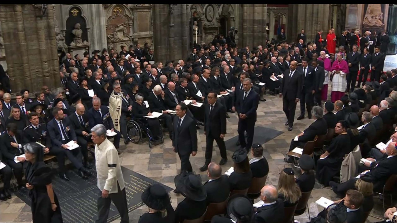 Bộ trưởng Ngoại giao Bùi Thanh Sơn dự Lễ quốc tang Nữ hoàng Anh Elizabeth II